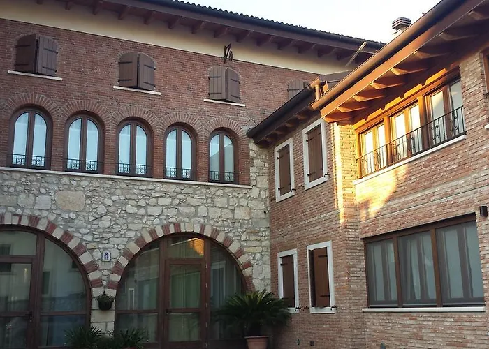 مزرعة للإقامة Corte Galvani نيغرار