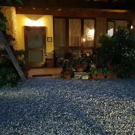 Agriturismo Corte Galvani Farm stay
